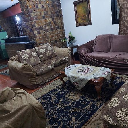 Al Moayad Apartment Near To Genina Mall, Abbas Al Akkad Kairo Exteriör bild